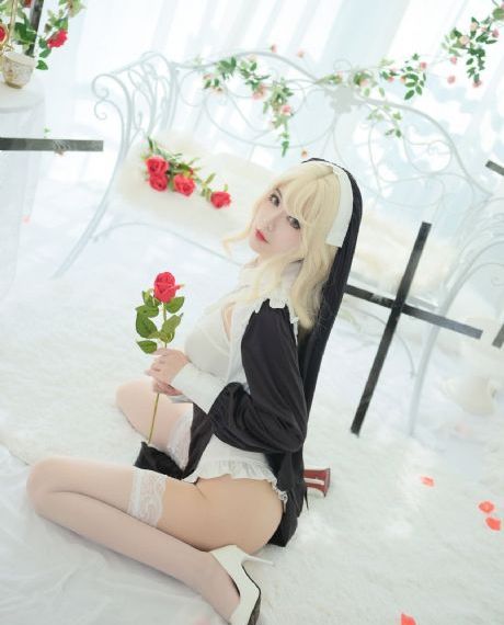 《同居的目的》电影